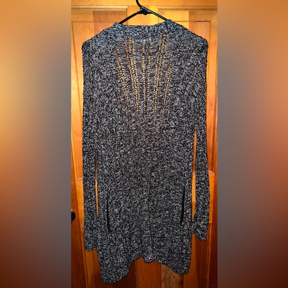 M women’s American eagle sweater - Picture 2 of 4